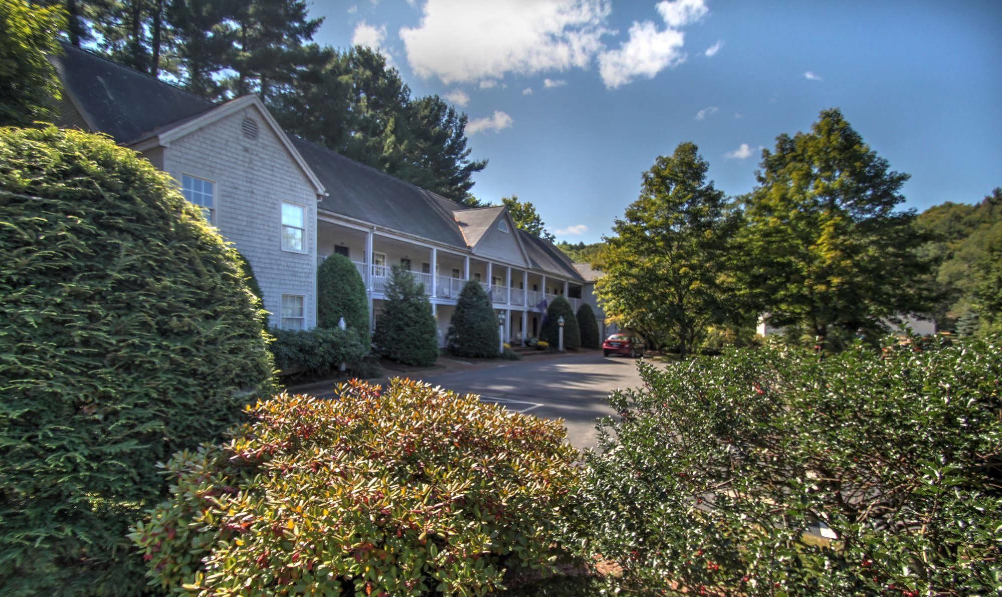 Riverhouse By Weekender Formerly Jack Daniels Inn Peterborough Екстер'єр фото
