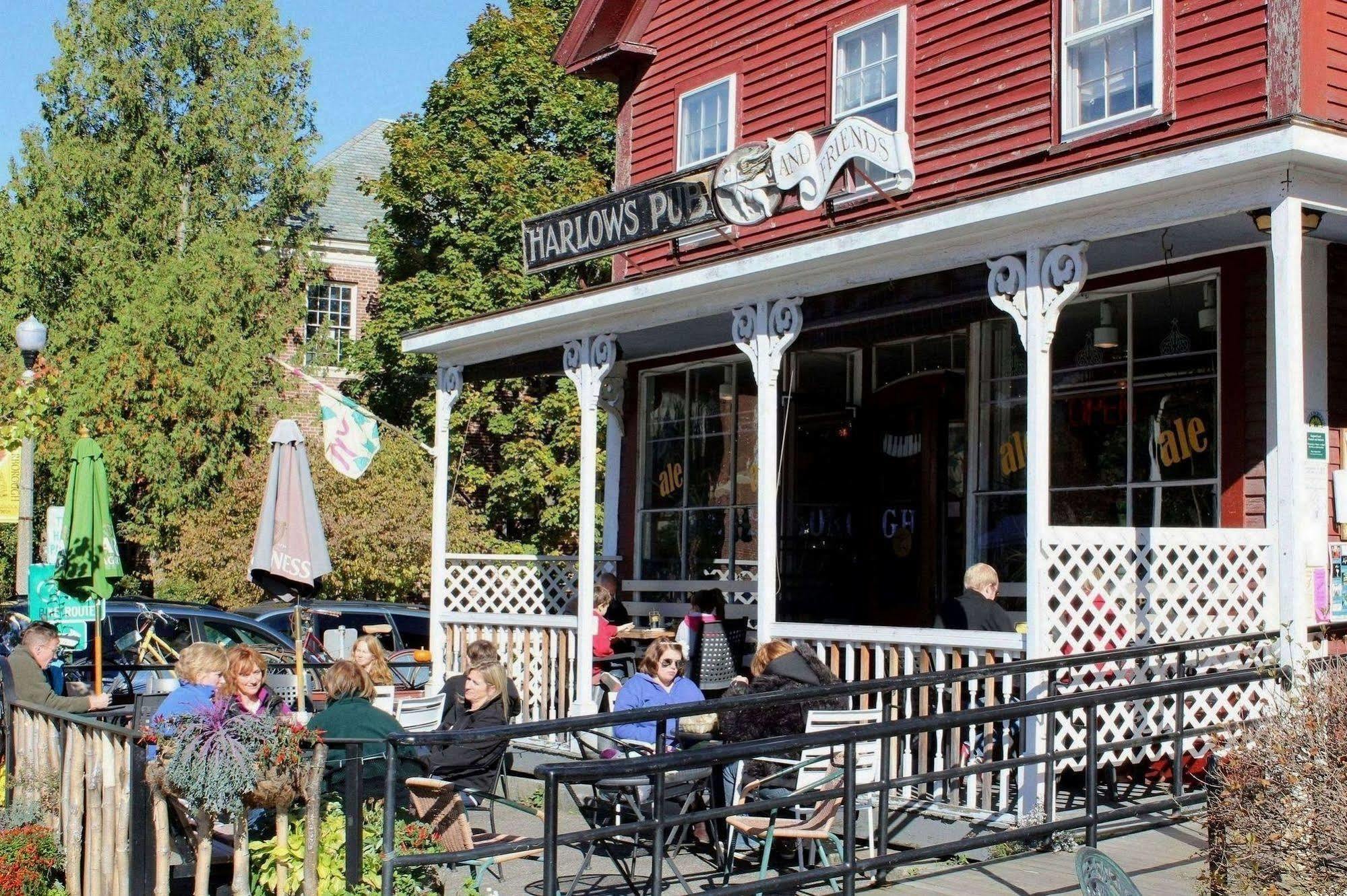 Riverhouse By Weekender Formerly Jack Daniels Inn Peterborough Екстер'єр фото